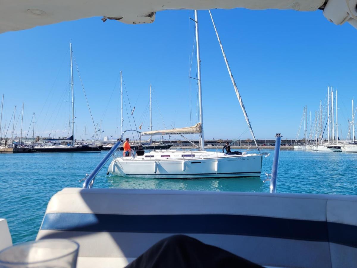 Zeus Hotell Valencia Exteriör bild